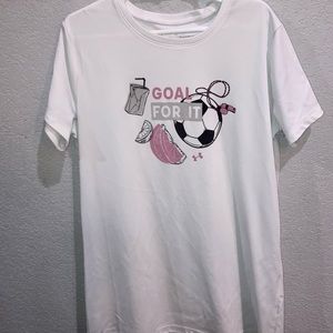 Under armor girls soccer tee - sz: L